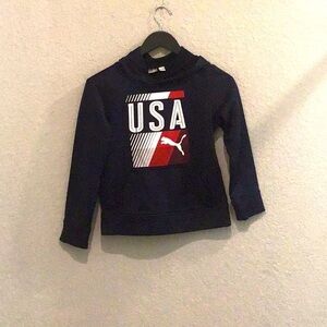 Navy white and red with USA on front Size small (8) puma T SHIRT